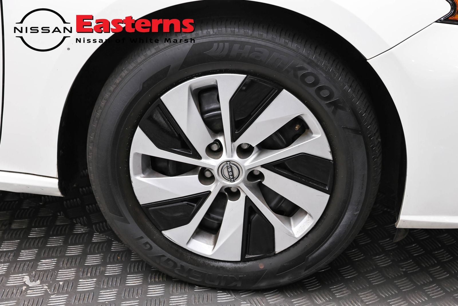 Used 2024 Nissan Altima 2.5 S FWD image 30