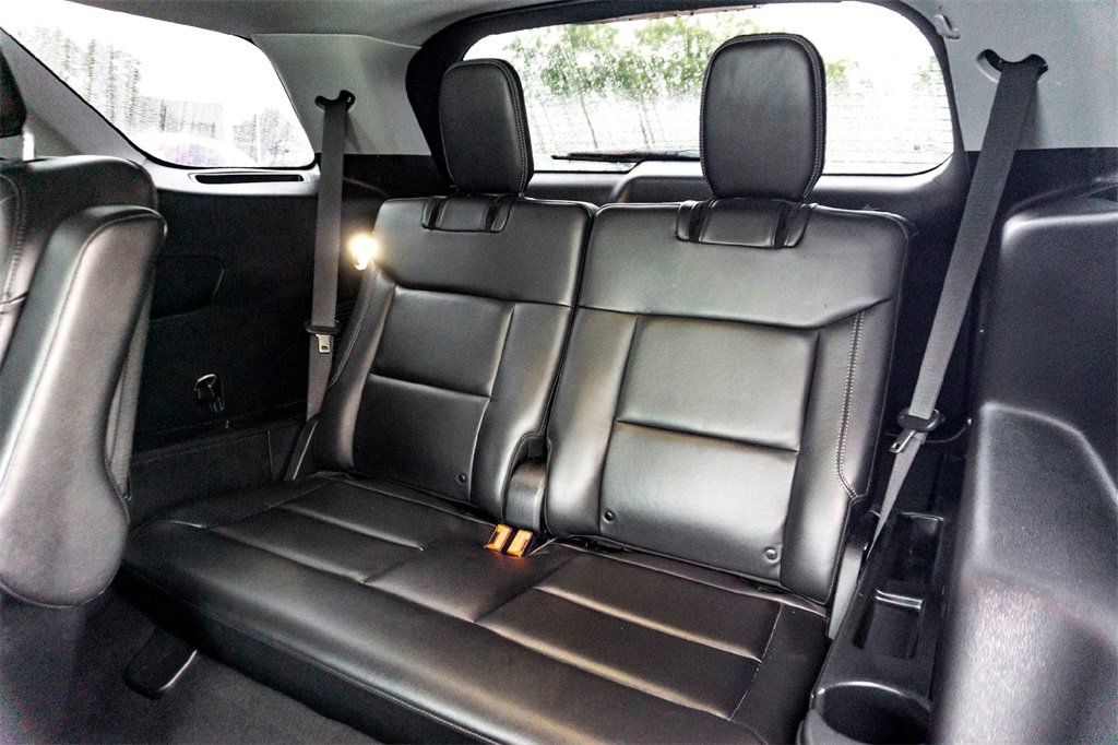 Used 2023 Ford Explorer XLT w/ Equipment Group 202A image 26