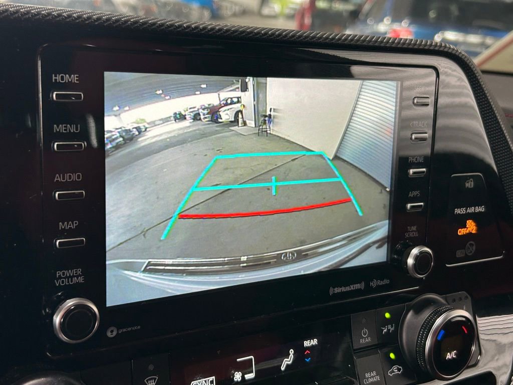 Used 2022 Toyota Highlander XSE image 9