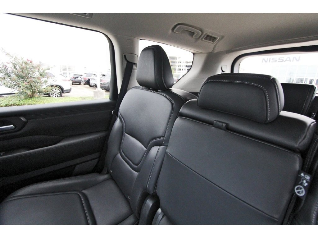 Certified 2026 Nissan Armada SV RWD image 12