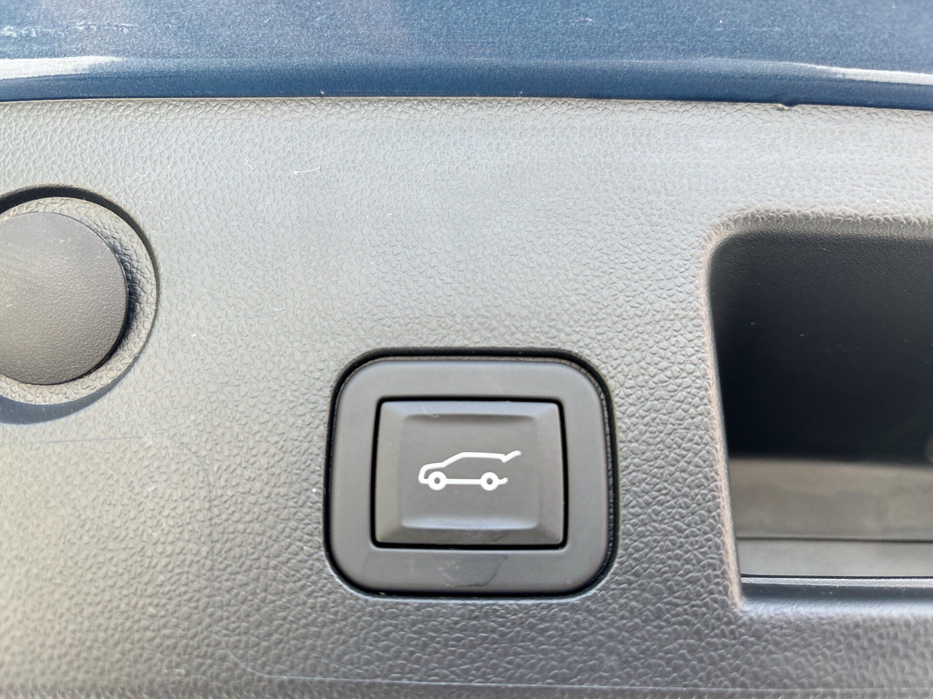 Used 2025 Chevrolet Equinox LT w/ Convenience Package II AWD/4WD image 36