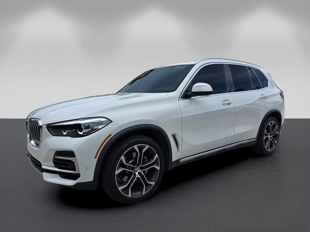 Used 2022 BMW X5 sDrive40i w/ Premium Package RWD image 8