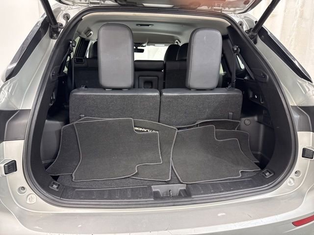 Used 2025 Mitsubishi Outlander SE AWD/4WD image 10