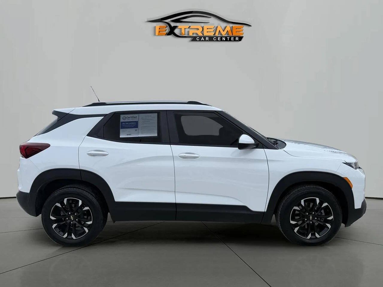 Used 2022 Chevrolet TrailBlazer LT w/ Convenience Package FWD image 7
