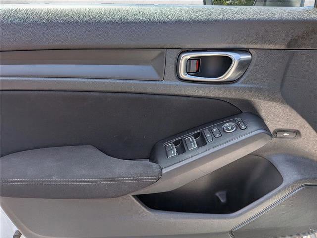 Used 2023 Honda Civic Sport image 10