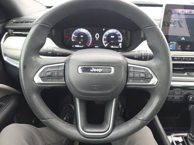 Used 2023 Jeep Compass Limited w/ Elite Group AWD/4WD image 18
