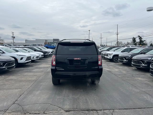 Used 2018 GMC Yukon SLE w/ SLE Value Package image 5