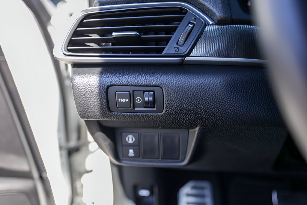 Used 2019 Honda Accord Sport image 15