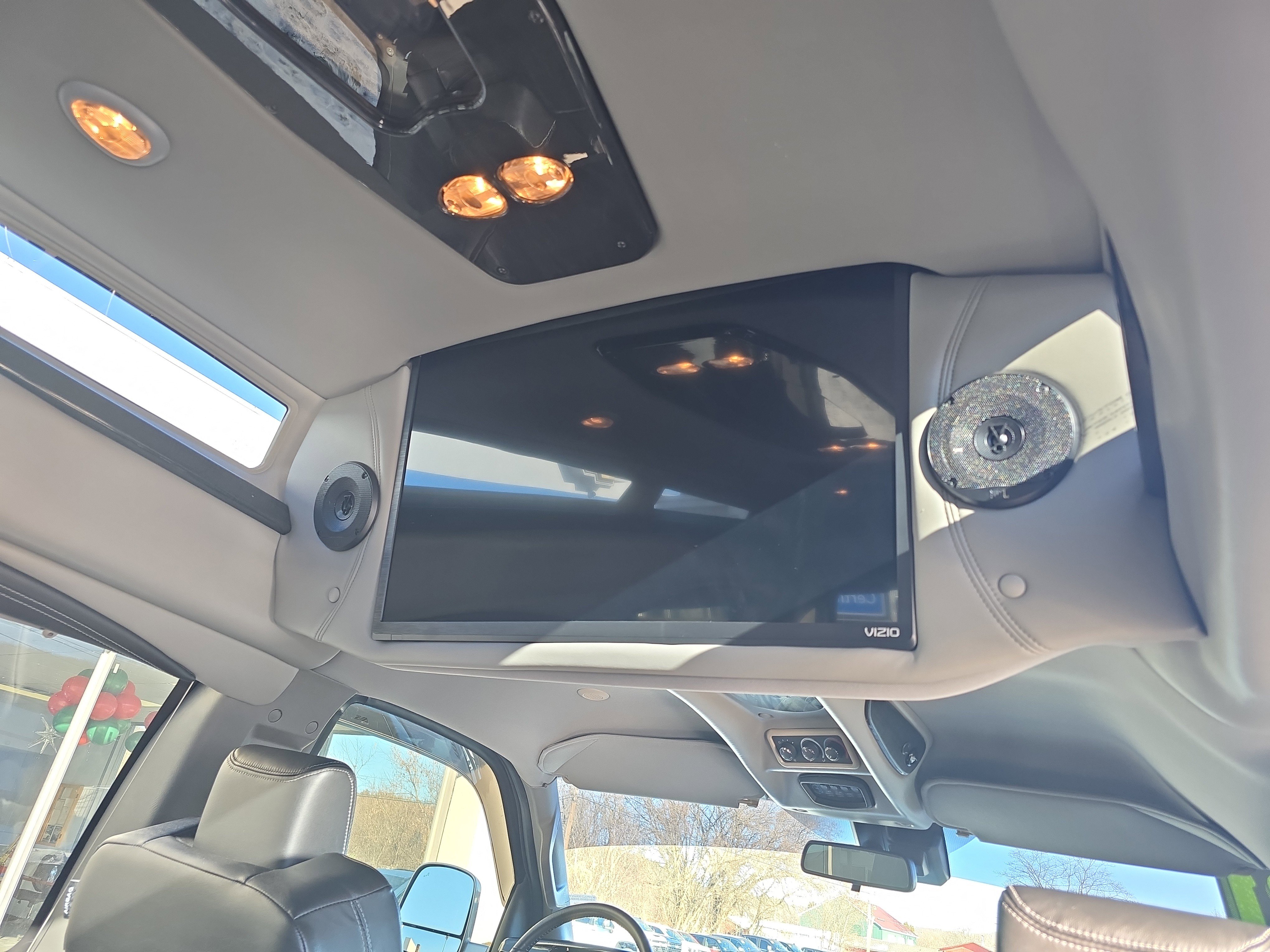 Used 2021 Chevrolet Express 2500 LS w/ Enhanced Convenience Package image 23