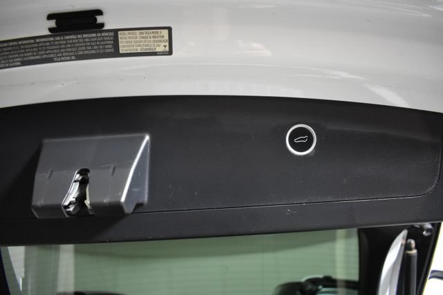 Used 2016 Tesla Model X 90D AWD/4WD image 35