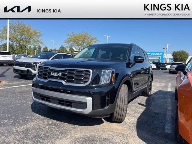 Used 2023 Kia Telluride S w/ S Sunroof Package