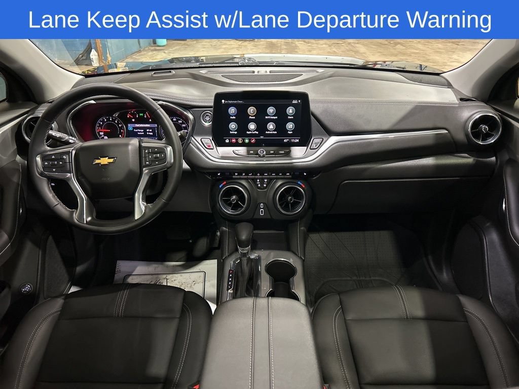 Used 2023 Chevrolet Blazer LT w/ Midnight/Sport Edition FWD image 2