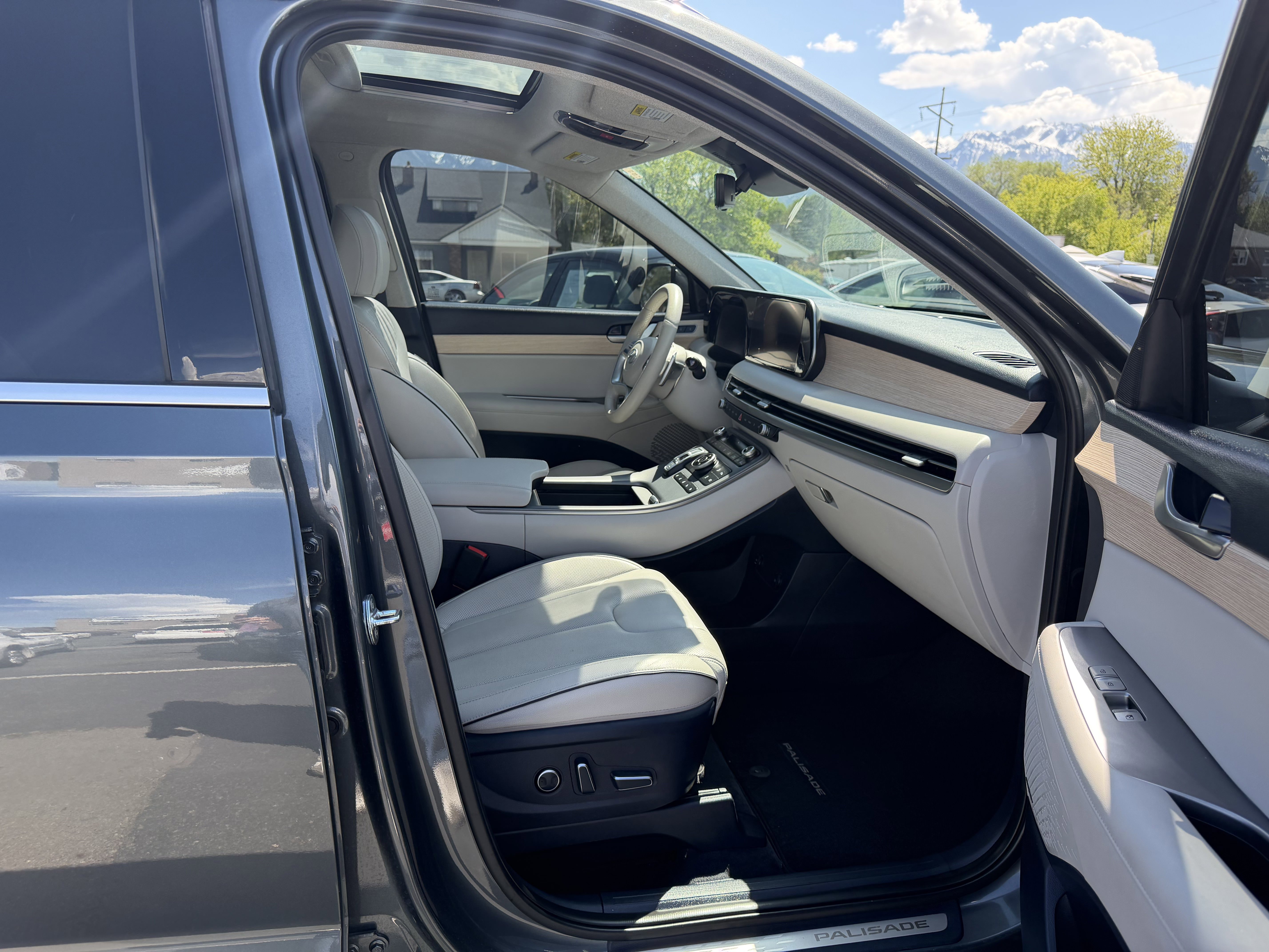 Used 2023 Hyundai Palisade Limited AWD/4WD image 21