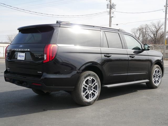 Used 2025 Ford Expedition Max Active AWD/4WD image 4