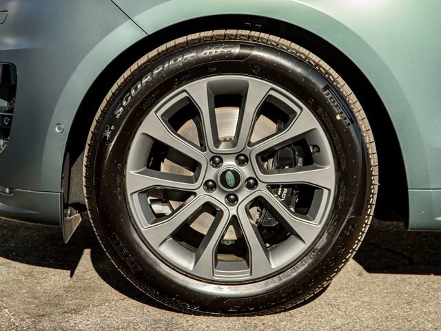 New 2025 Land Rover Range Rover Sport Dynamic SE image 11