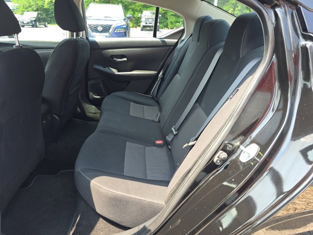 Used 2023 Nissan Sentra SV FWD image 13