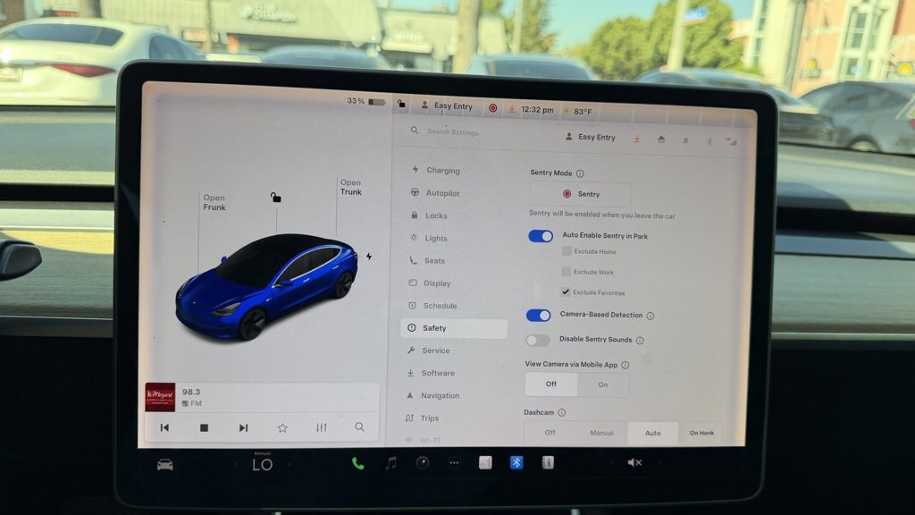 Used 2020 Tesla Model 3 Standard Range image 13