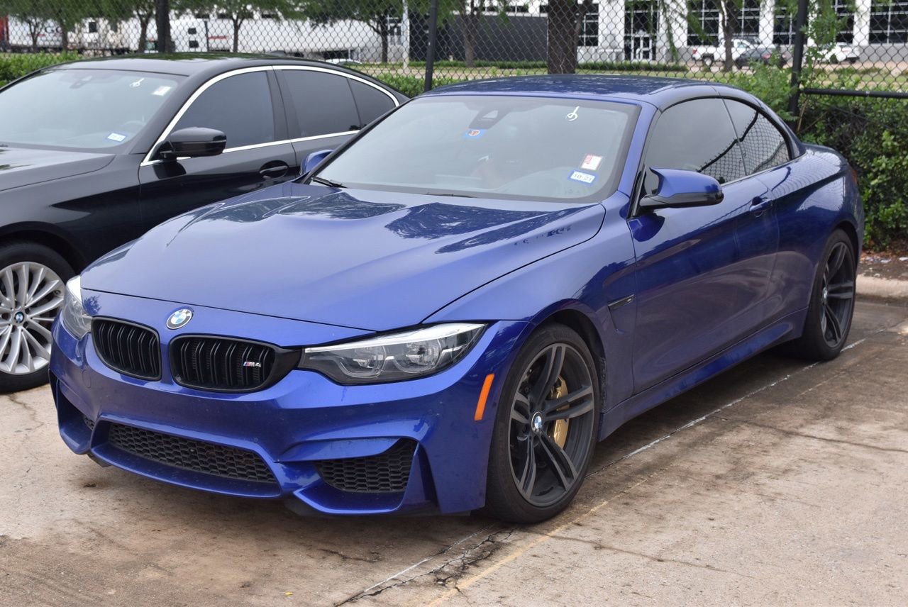 Used 2020 BMW M4 Convertible w/ Competition Package RWD image 2