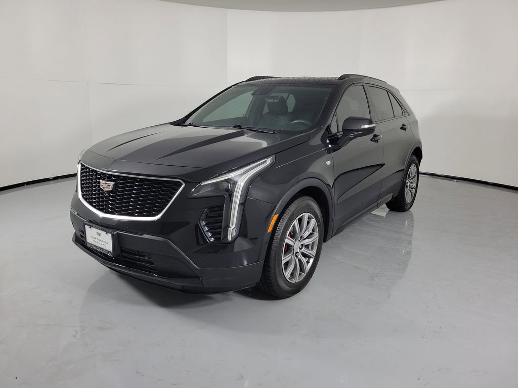 Used 2021 Cadillac XT4 Sport w/ Enhanced Visibility Package FWD image 2