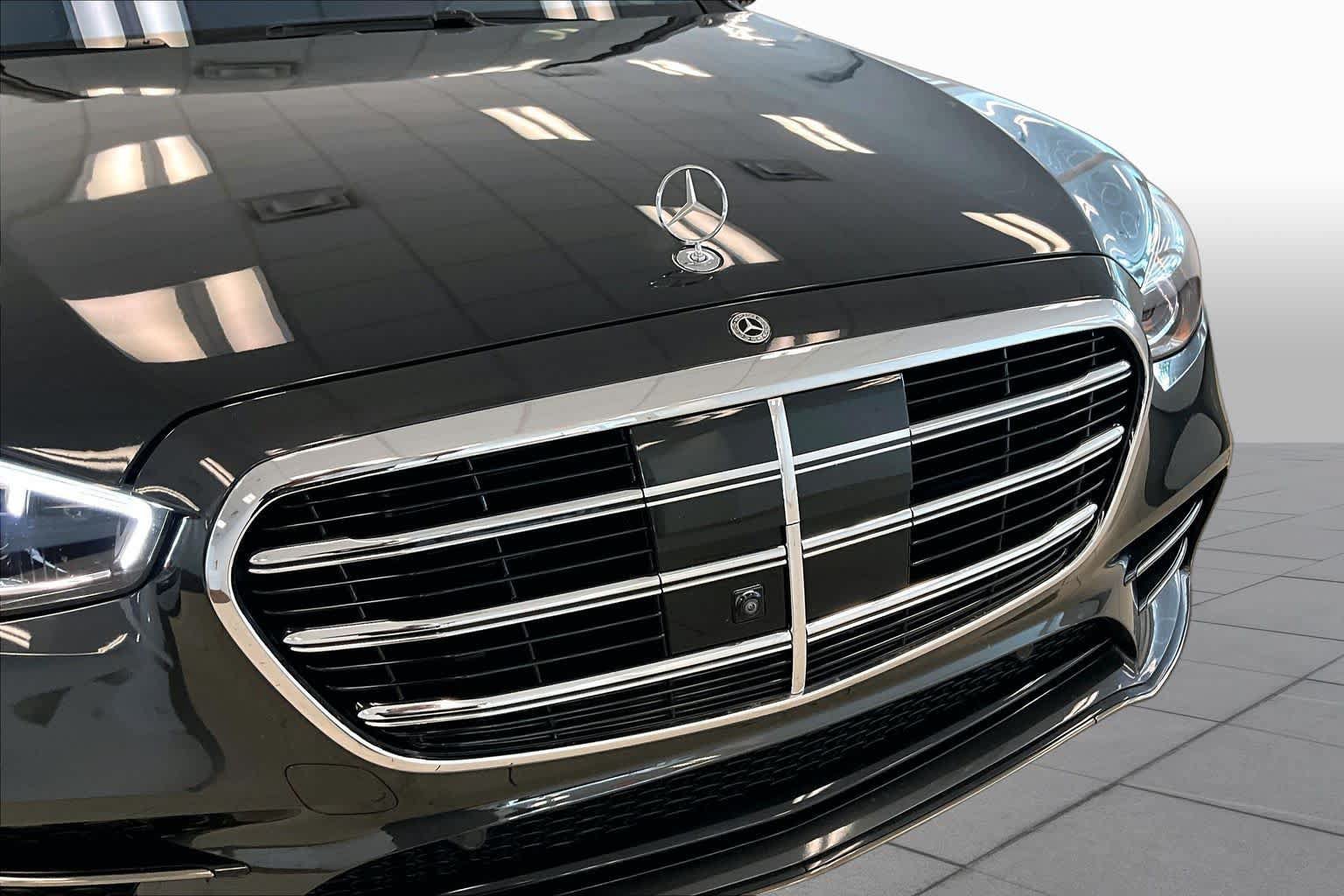 Used 2025 Mercedes-Benz S 580e 4MATIC Sedan image 29