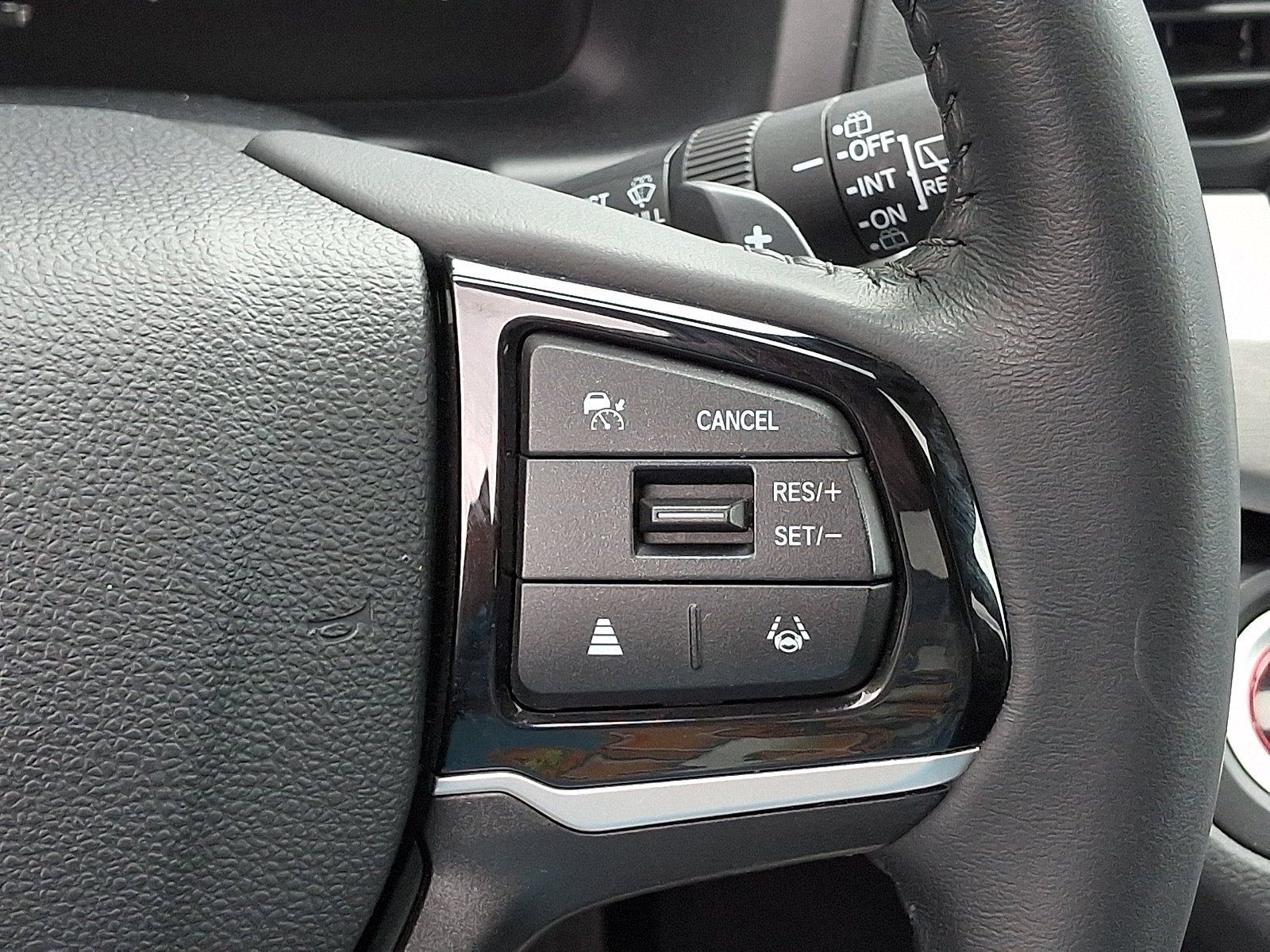 Used 2025 Honda Odyssey EX-L image 22