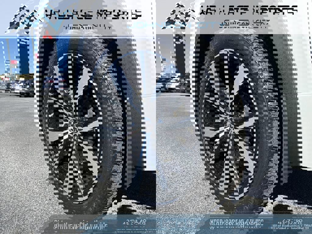 New 2026 Volkswagen Atlas Cross Sport SEL Premium R-Line image 8