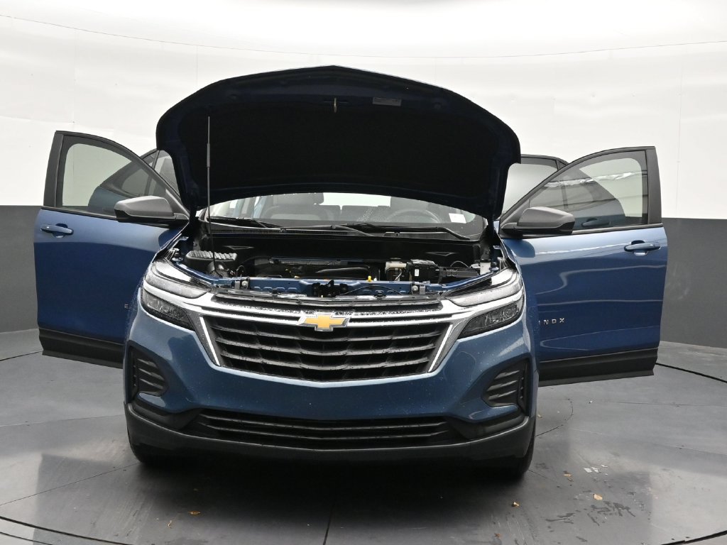 Used 2024 Chevrolet Equinox LS FWD image 39