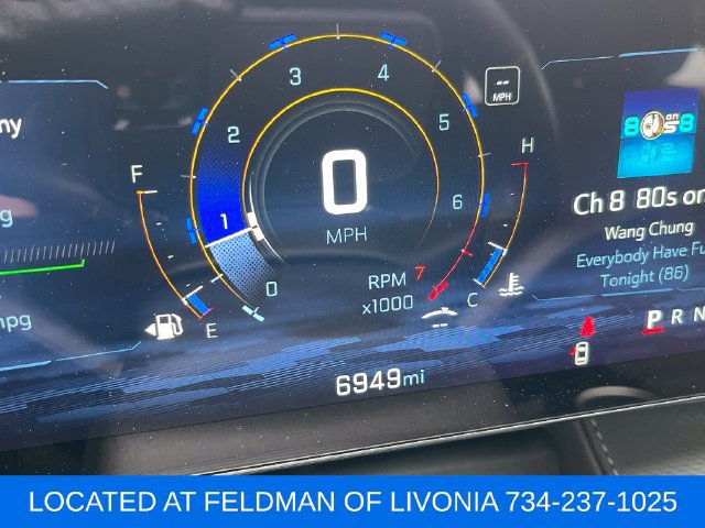 Used 2025 Chevrolet Equinox LT FWD image 10