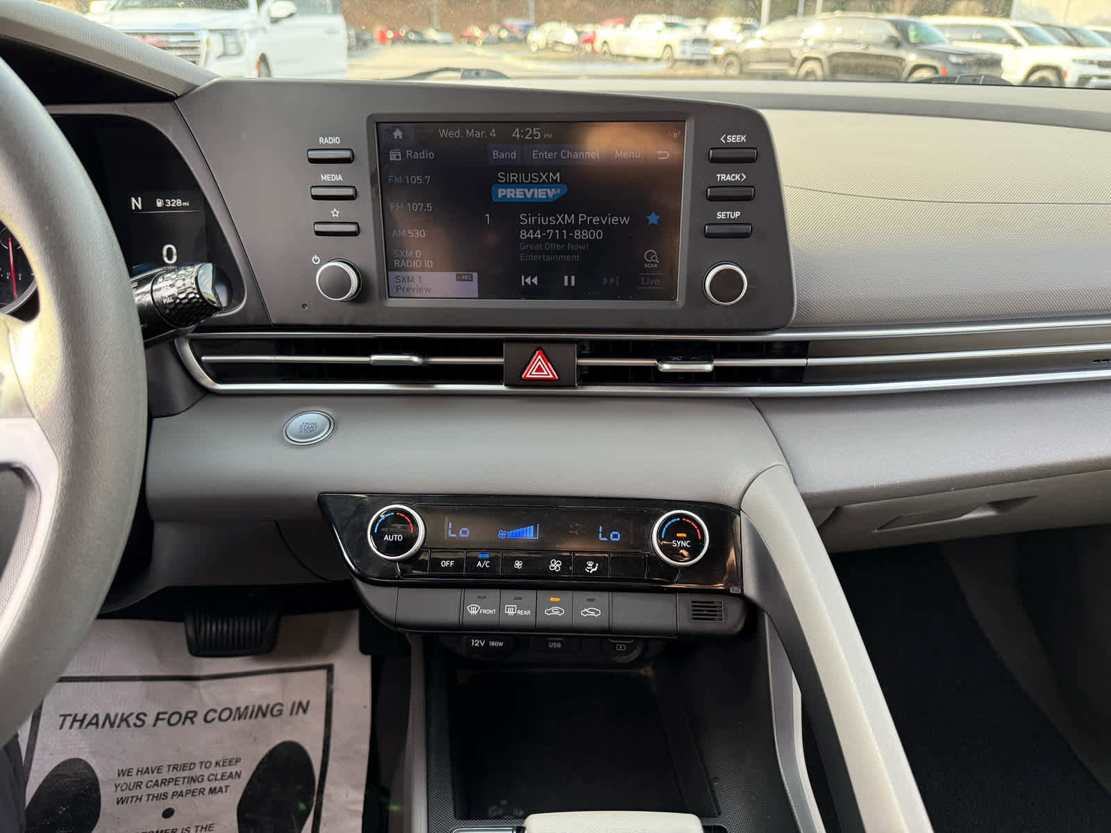 Used 2022 Hyundai Elantra SEL w/ Preferred Accessory Package image 17