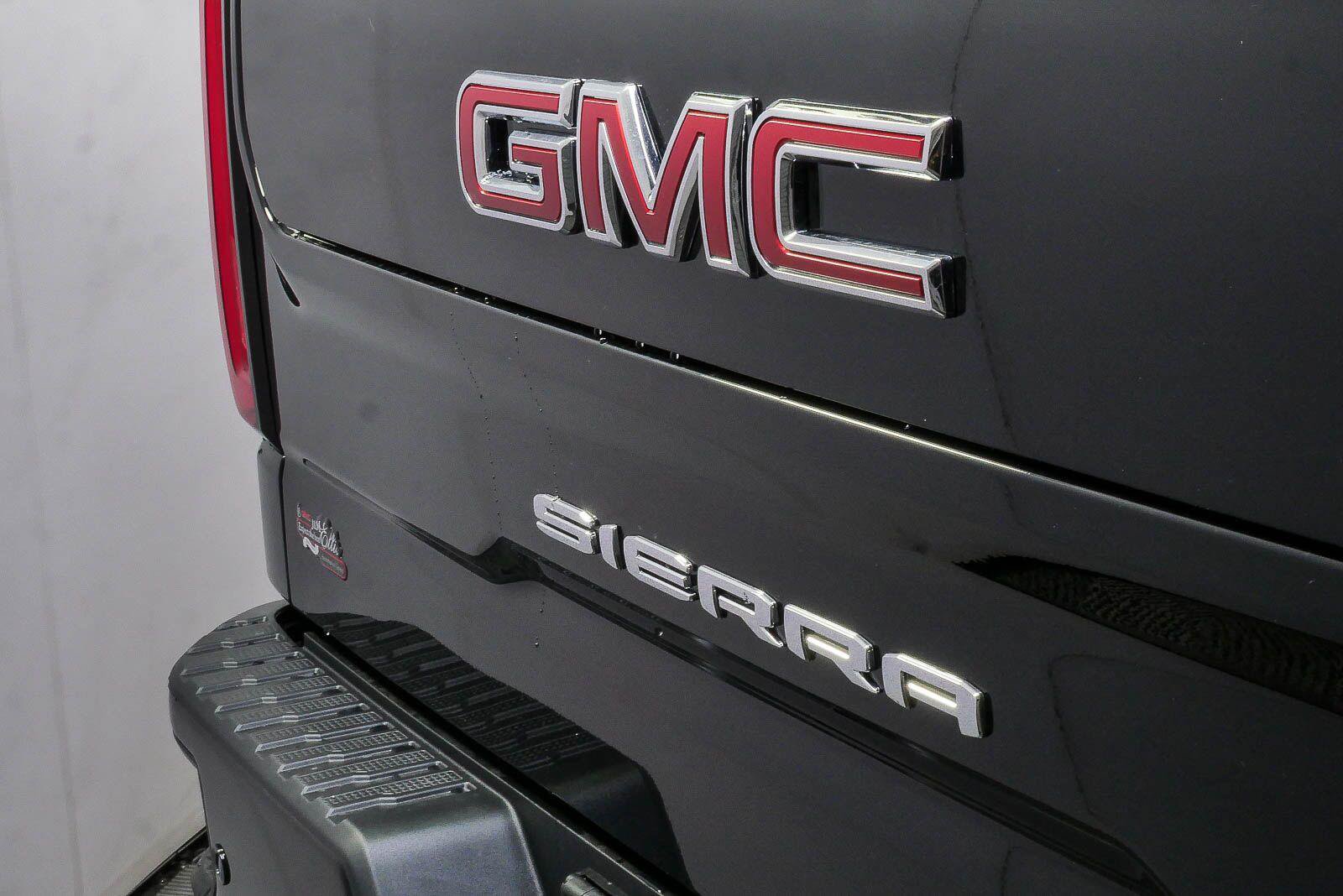 New 2026 GMC Sierra 1500 AT4X AWD/4WD image 36
