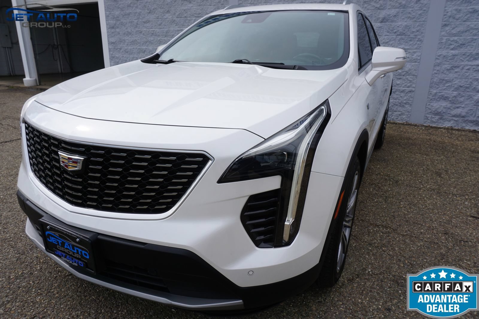 Used 2019 Cadillac XT4 Premium Luxury w/ Technology Package FWD image 5