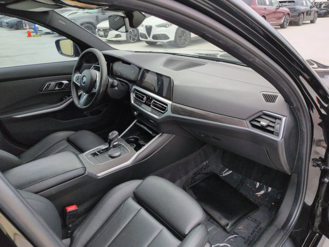 Used 2020 BMW M340i RWD image 23