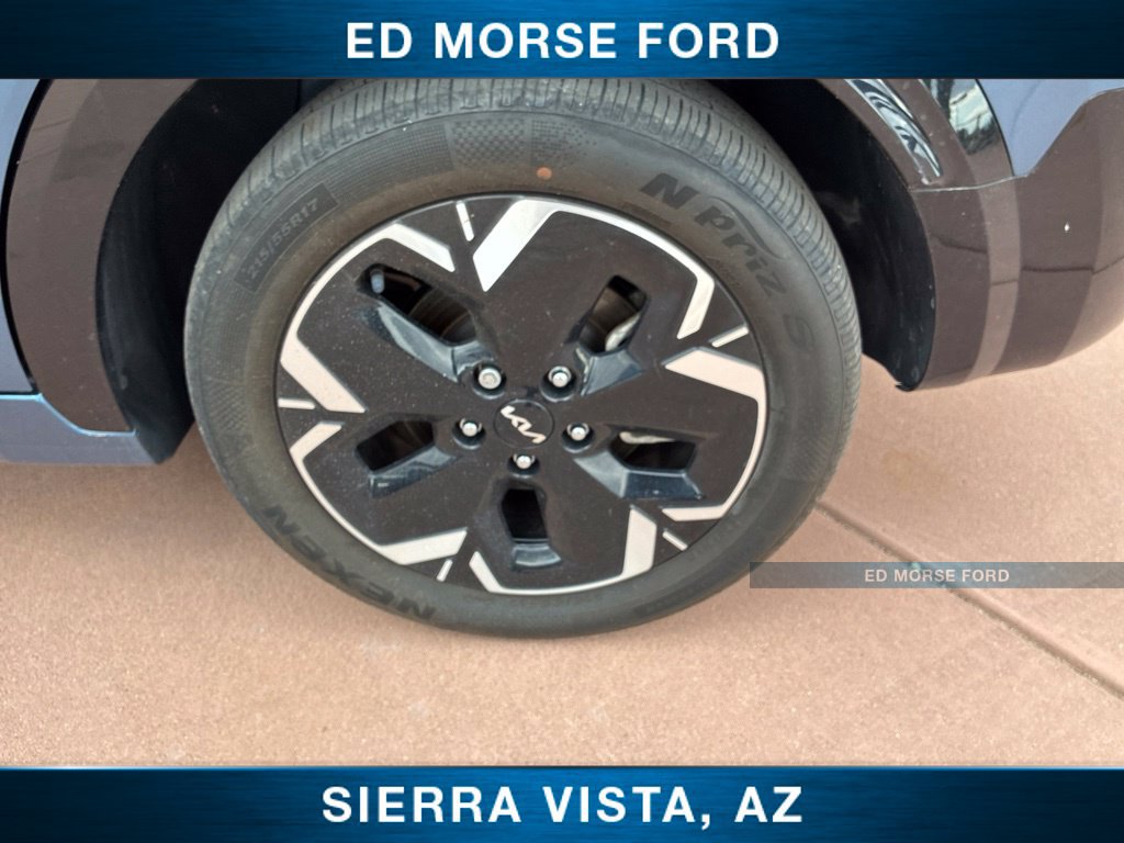Certified 2023 Kia Niro Wind FWD image 28