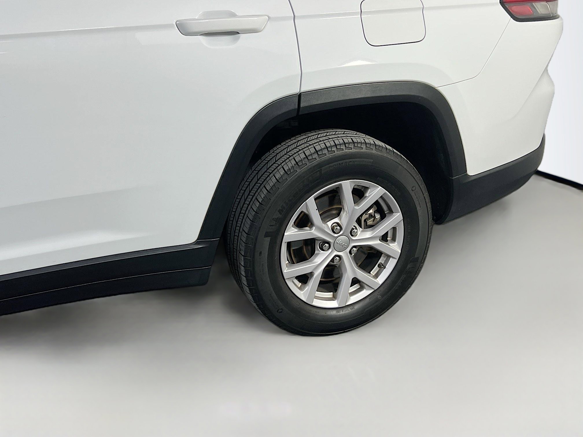 Used 2021 Jeep Grand Cherokee L Limited image 29