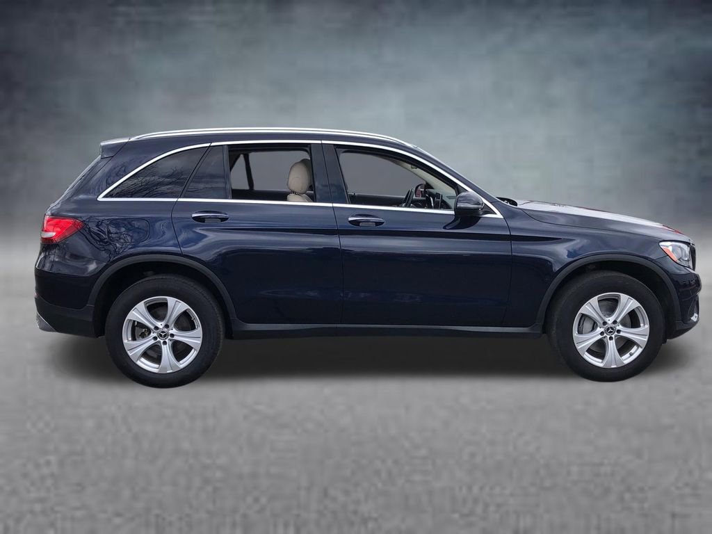 Used 2018 Mercedes-Benz GLC 300 4MATIC image 10