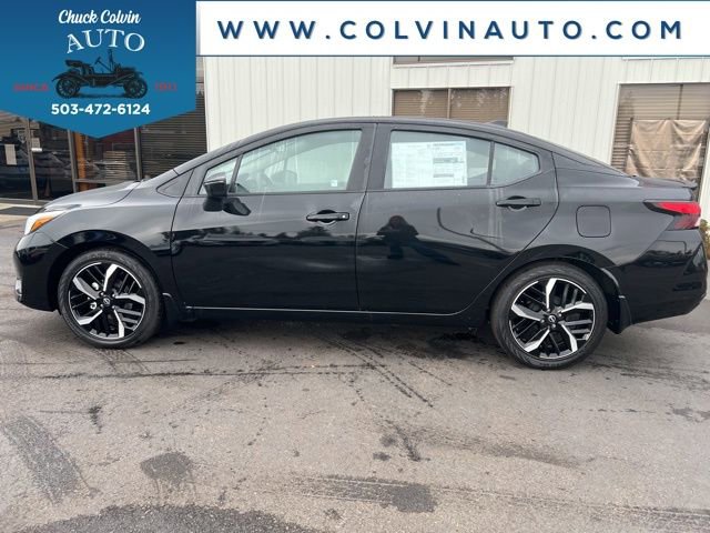 New 2025 Nissan Versa SR w/ Trunk Package image 11