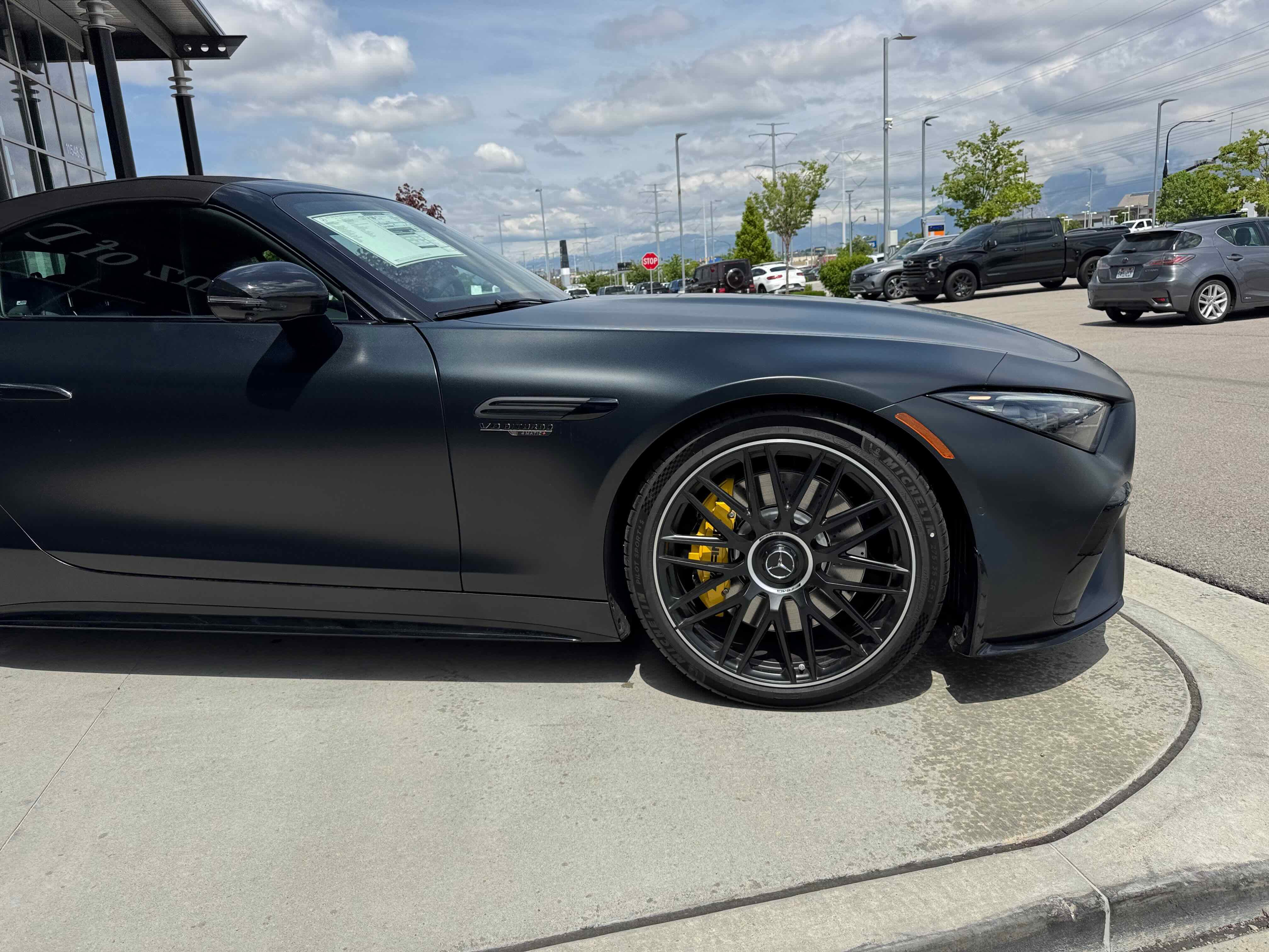 New 2025 Mercedes-Benz SL 63 AMG 4MATIC image 11