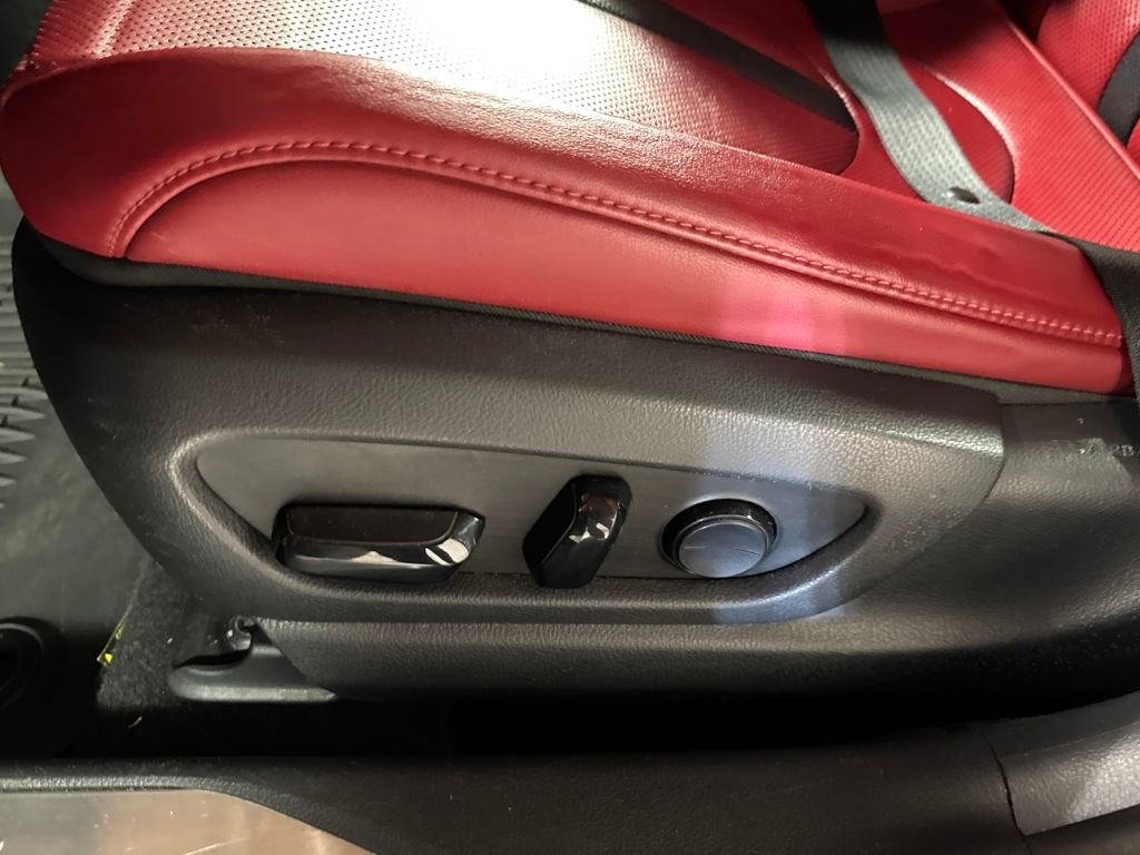 Used 2020 Lexus UX 250h F Sport w/ F Sport Premium Package image 23