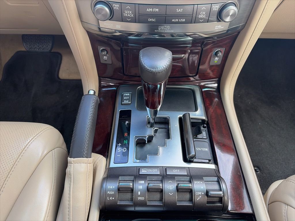 Used 2011 Lexus LX 570 4WD w/ Luxury Pkg image 14