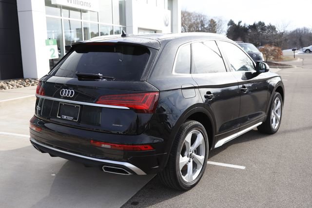 Used 2023 Audi Q5 2.0T Premium Plus w/ Premium Plus Package image 3