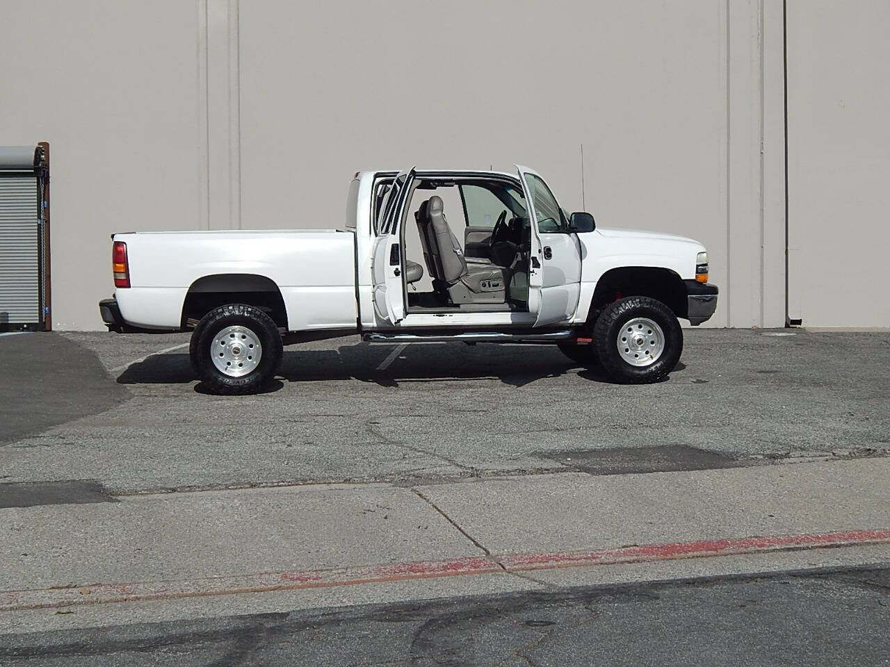 Used 2001 Chevrolet Silverado 1500 LT w/ Off-Road Chassis Pkg AWD/4WD image 10