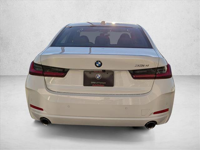 Used 2026 BMW 330i Sedan w/ Premium Package image 7