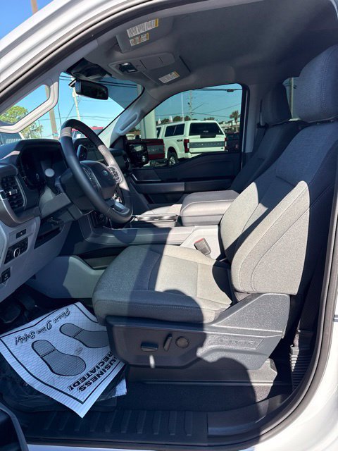 Used 2025 Ford F150 XLT w/ Equipment Group 302A MID AWD/4WD image 13