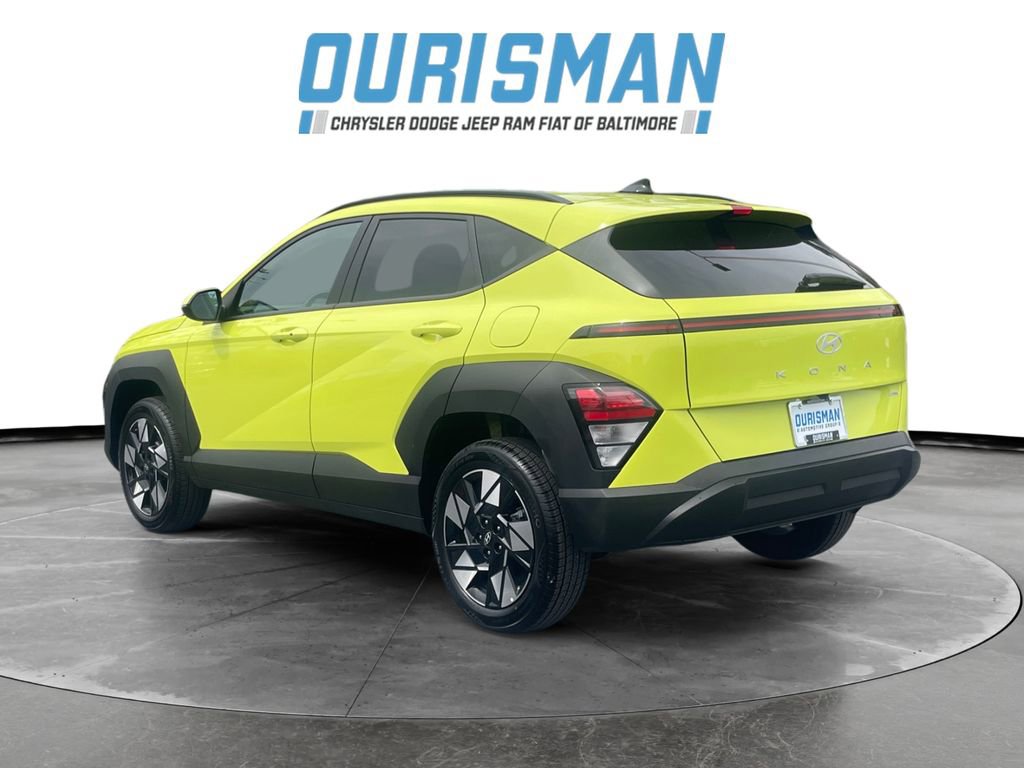 Used 2025 Hyundai Kona SEL AWD/4WD image 4
