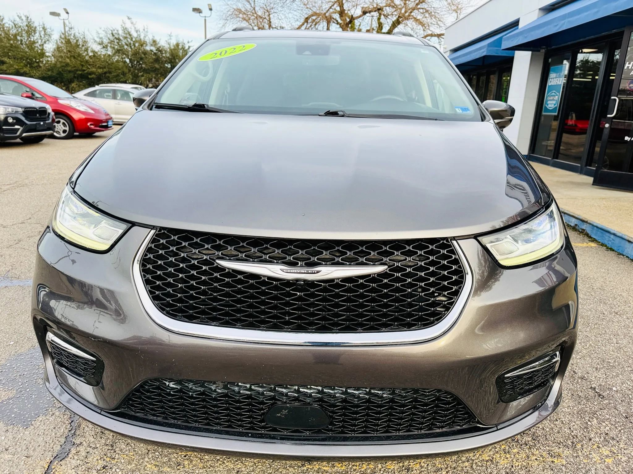 Used 2022 Chrysler Pacifica Touring-L FWD image 21