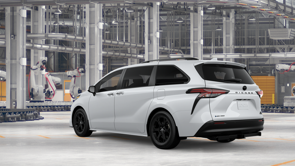 New 2026 Toyota Sienna XLE Woodland Edition AWD/4WD image 8