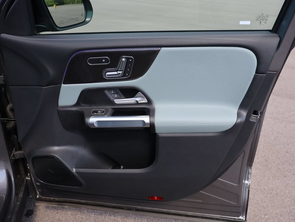 New 2026 Mercedes-Benz GLB 250 4MATIC image 13