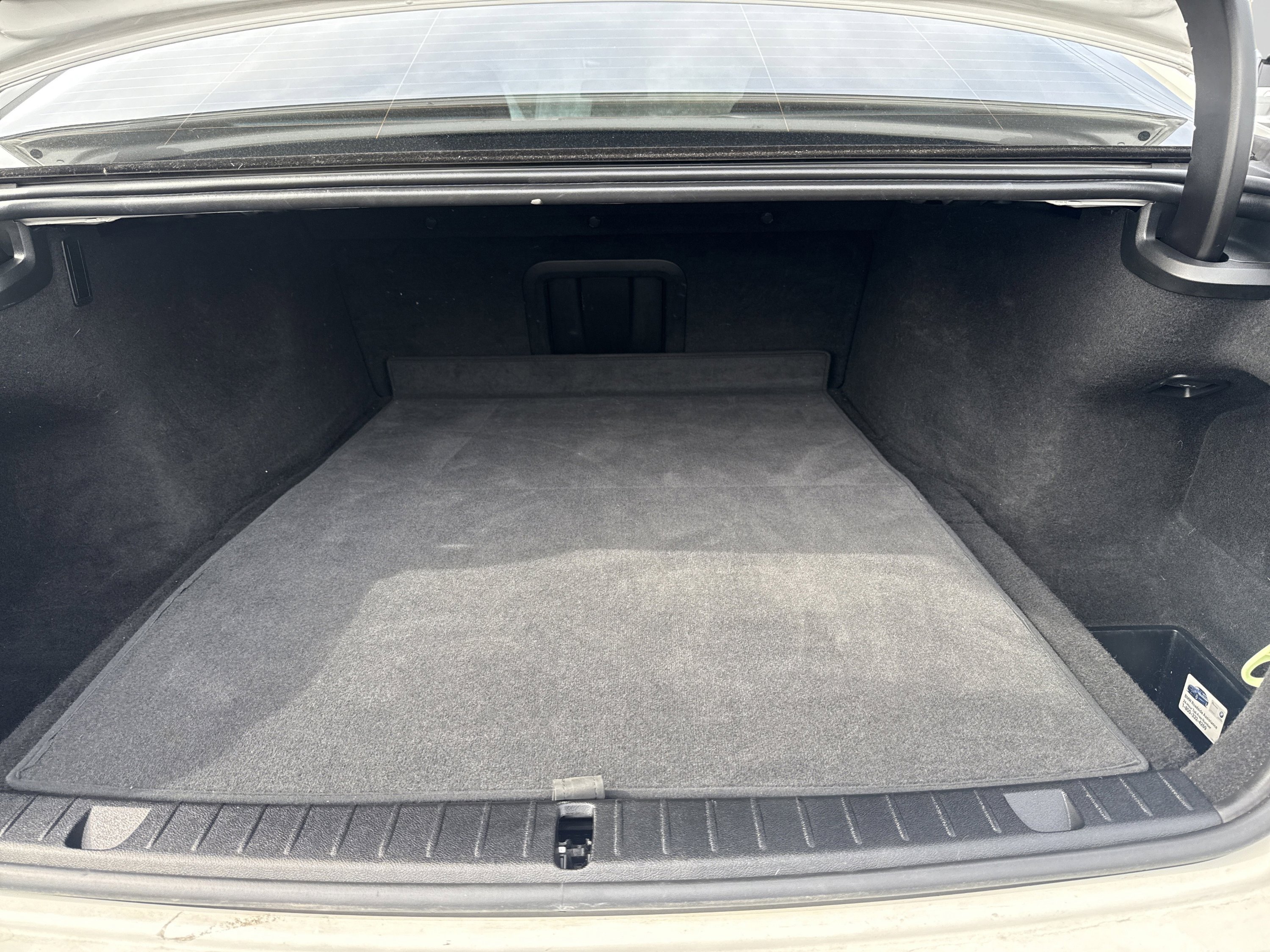 Used 2016 BMW 750i xDrive image 11