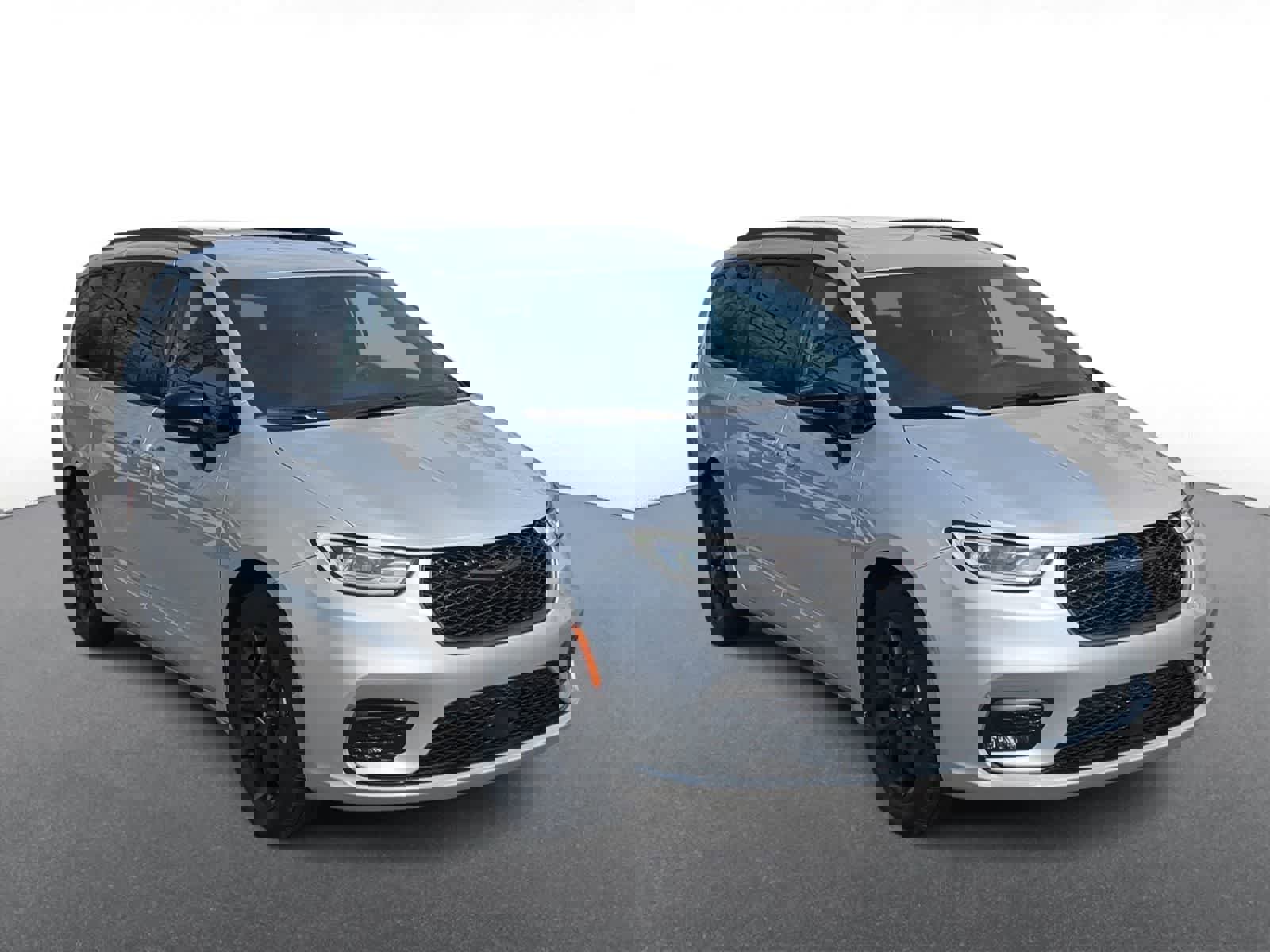 Certified 2024 Chrysler Pacifica Touring-L w/ S Appearance Package image 2