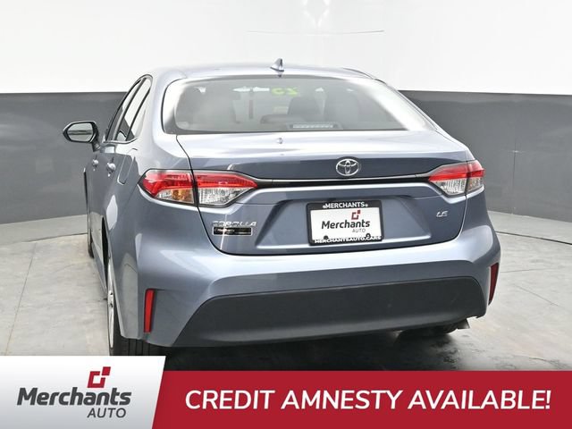 Used 2025 Toyota Corolla LE FWD image 5